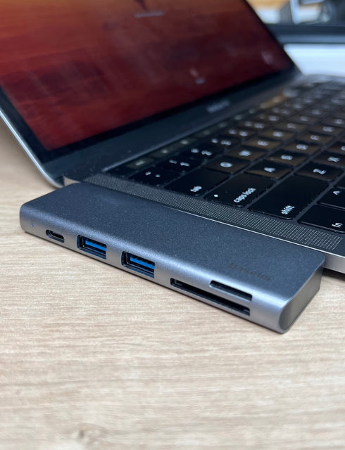 BASEUS - ADAPTADOR PARA MACBOOK TIPO ARMONICA HUB 5 EN 1